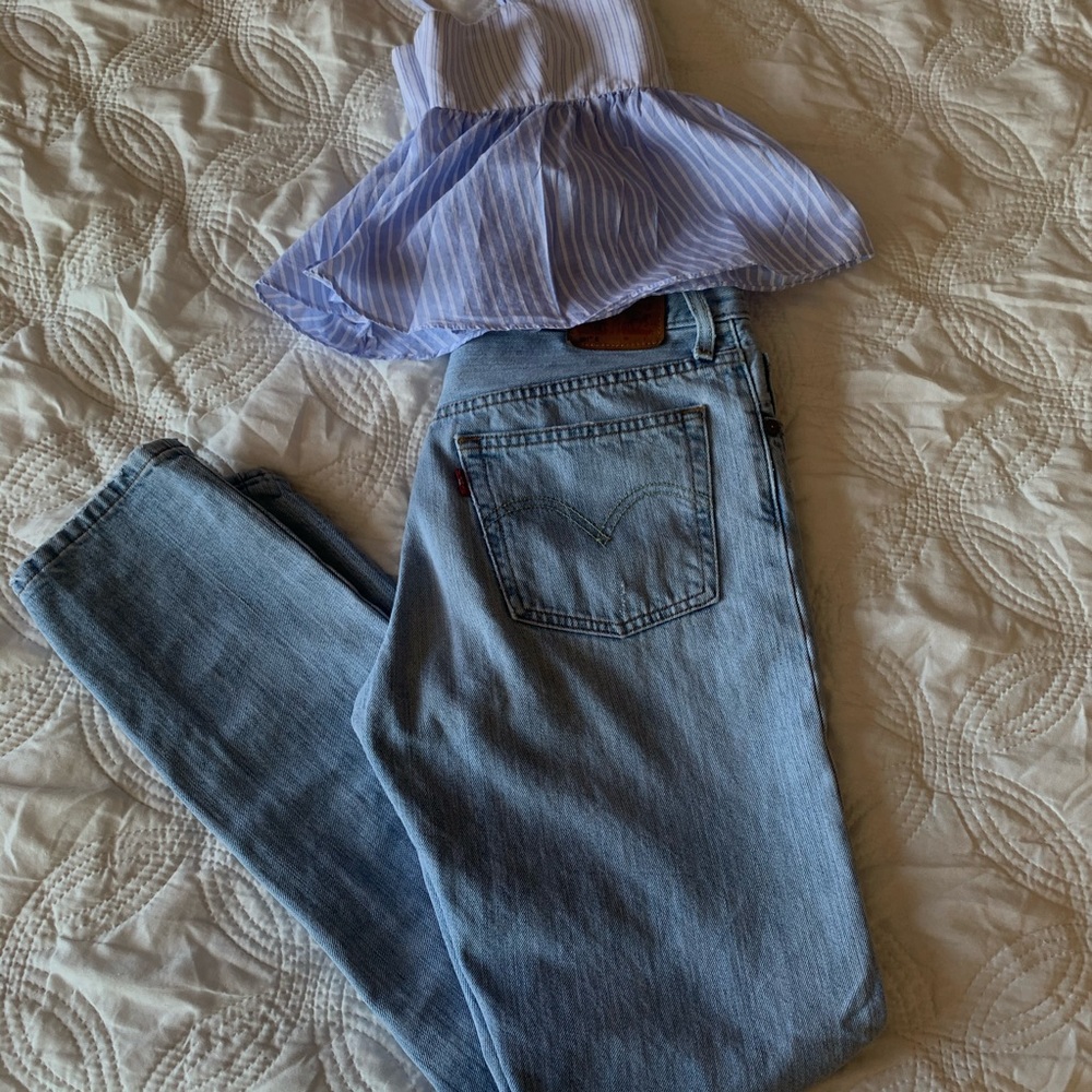 Levi’s 501 Cropped Jeans